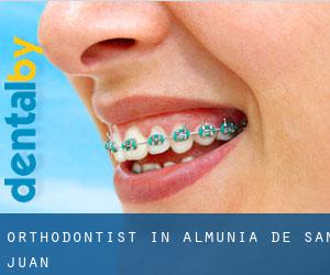 Orthodontist in Almunia de San Juan